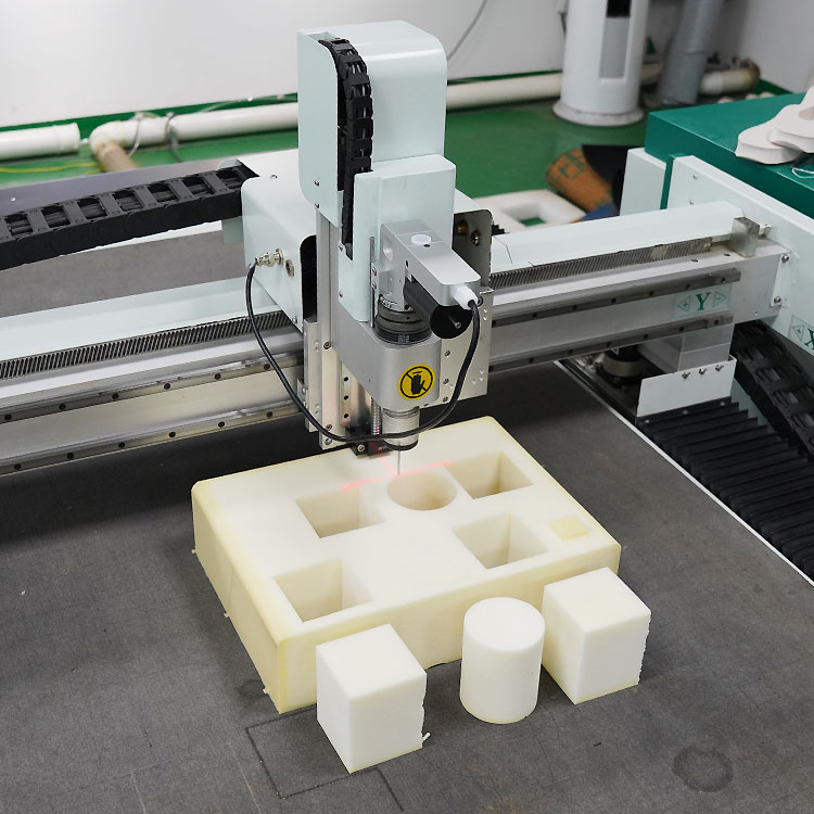 Foam board cutting machine.jpg