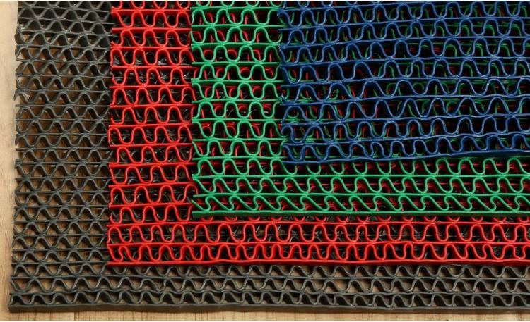 Plastic carpet